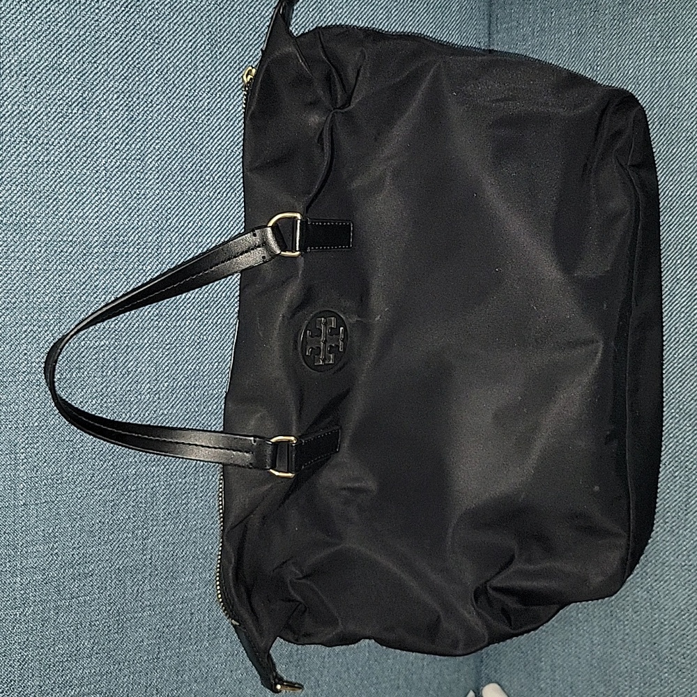 2 TORY BURCH bags - Picture 3 of 11